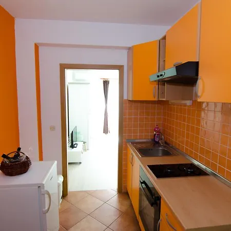 アパート Apartman Milena プリモシュテン