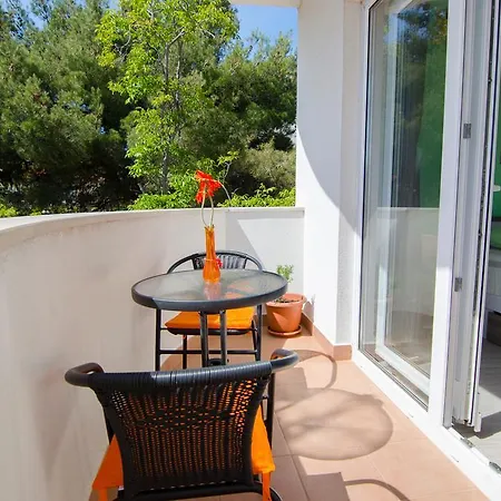 アパート Apartman Milena プリモシュテン