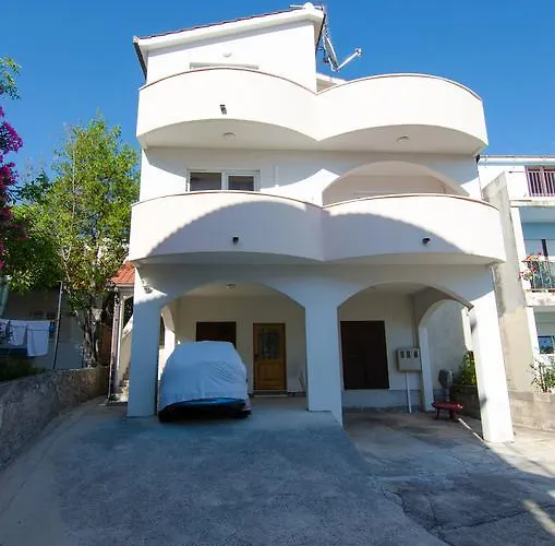 Apartment Milena Primosten