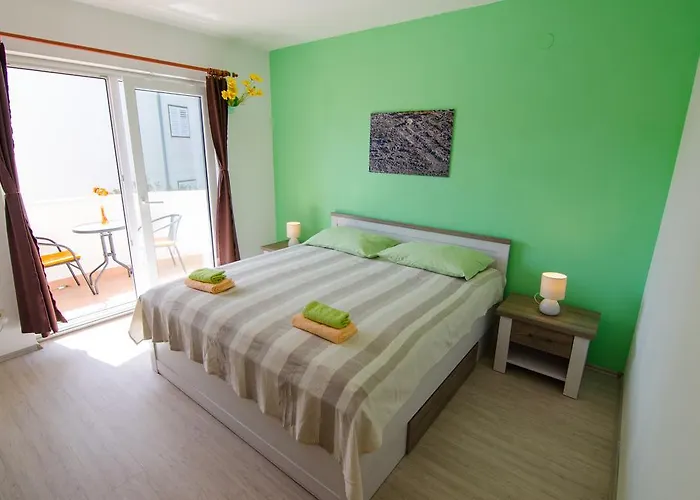 Apartment Milena Primosten